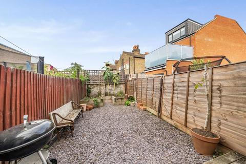 9a Bruce Road, Mitcham, CR4 2BJ
