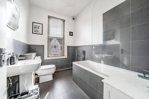9a Bruce Road, Mitcham, CR4 2BJ