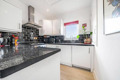 9a Bruce Road, Mitcham, CR4 2BJ