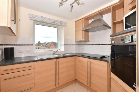 1 bedroom flat for sale, Foxes Road, Newport, Isle of Wight