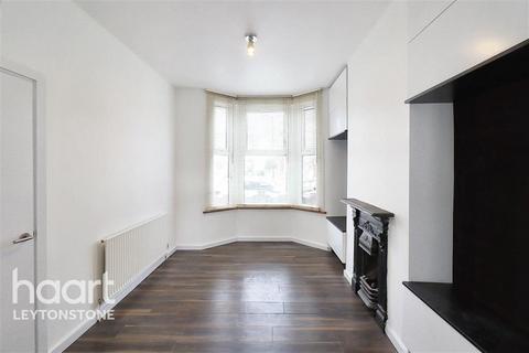 3 bedroom terraced house to rent, Scarborough Road, Leytonstone, E11