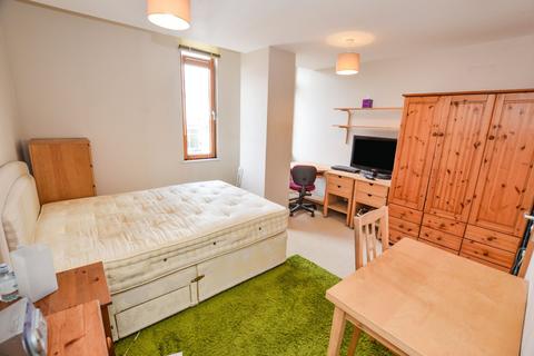 2 bedroom flat to rent, Chatsworth House, 19 Lever Street, Northern Quarter, Manchester, M1