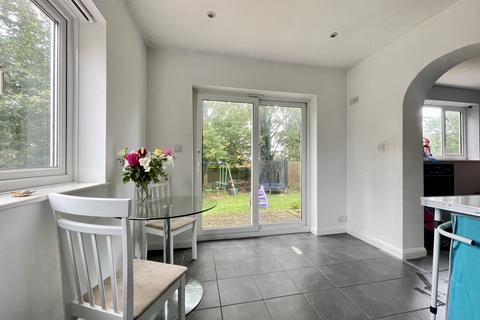 Treehayes Crabb Lane, Exeter, EX2 9JD