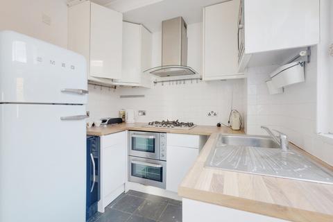 2 bedroom apartment for sale, Pall Mall, Leigh-on-sea, SS9