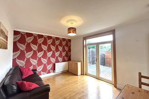 2 bedroom flat to rent, Carrick Knowe Road, Carrick Knowe, Edinburgh, EH12