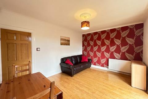 2 bedroom flat to rent, Carrick Knowe Road, Carrick Knowe, Edinburgh, EH12