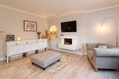 21 Muirside Road, Strathaven, ML10 6BT