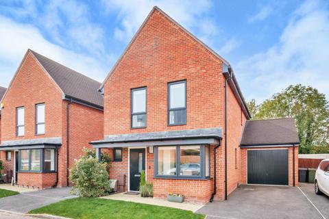 3 bedroom link detached house for sale, Brook Close, Swanmore, Southampton, Hampshire, SO32
