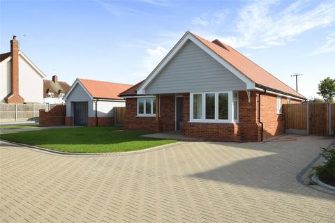 3 bedroom detached bungalow for sale, Springwood Close, Latchingdon, CM3