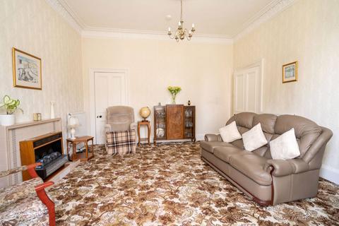 11 Cameron Park, Edinburgh, EH16 5JY