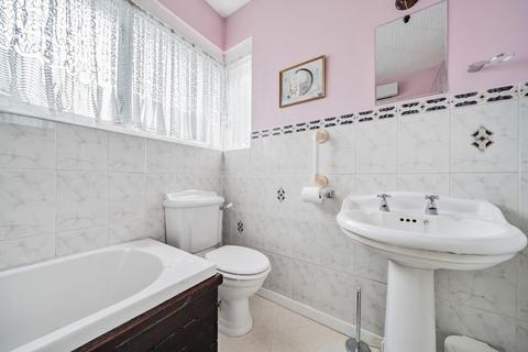 355 Green Lane, London, SE9 3TD
