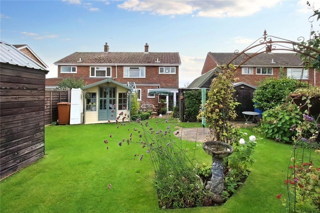 Easton Way, Eastgate, Cawston, Norwich, NR10 3 bed semidetached house for sale £325,000