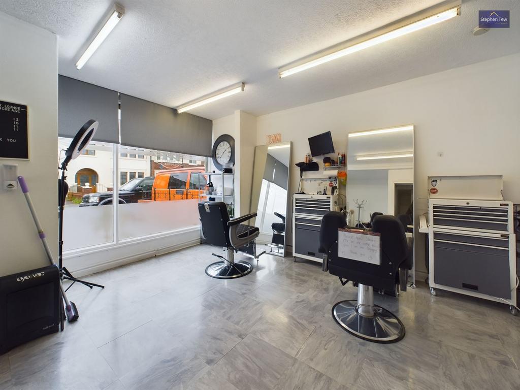 Commercial Unit