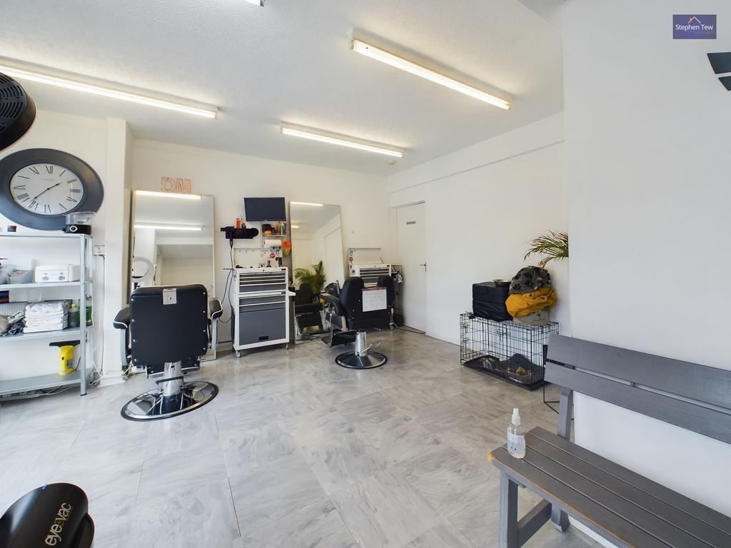 Commercial Unit