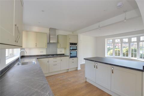 3 bedroom detached house to rent, Marlowe Close, Chislehurst, BR7