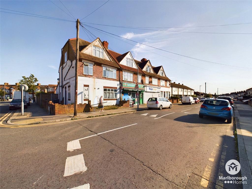 Somerville Road, Chadwell Heath, RM6 1 bed apartment £1,275 pcm (£294 pw)