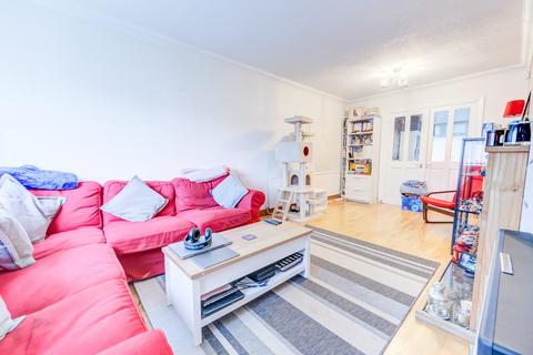 2 Ball Lane, Llanrumney, Cardiff, CF3 4JS