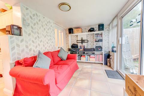 2 Ball Lane, Llanrumney, Cardiff, CF3 4JS