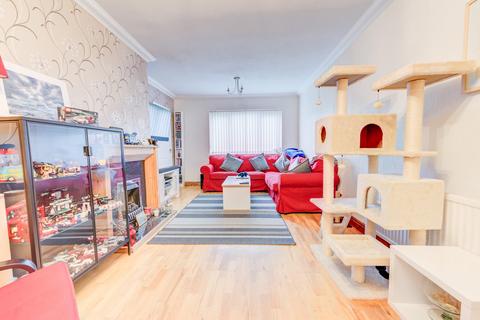 2 Ball Lane, Llanrumney, Cardiff, CF3 4JS