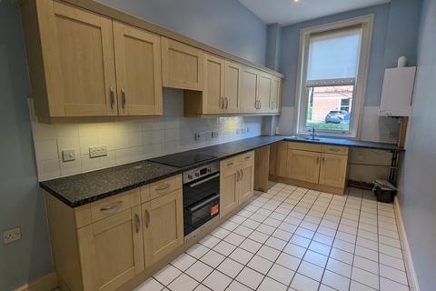 1 bedroom flat to rent, Hawthorn Road, Charlton Down