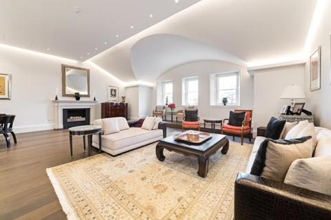 4 bedroom penthouse to rent, Lancaster Gate, Bayswater, London, W2