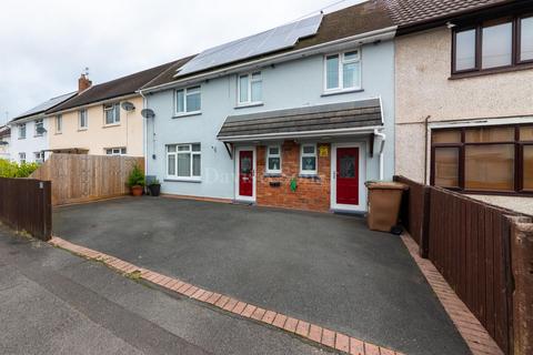 3 bedroom terraced house for sale - Tanybryn, Risca, Newport. NP11