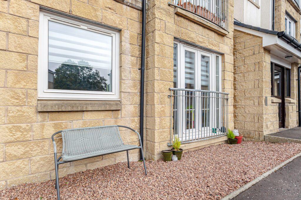 Prestonfield Gardens, Linlithgow, EH49 2 bed flat for sale £158,000