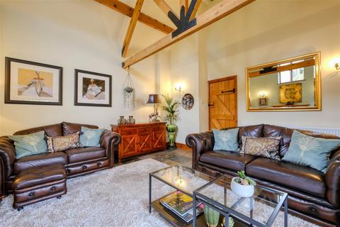 Lower Bean Barn Cottage Church Road, Bradley Green, Redditch, B96 6SW