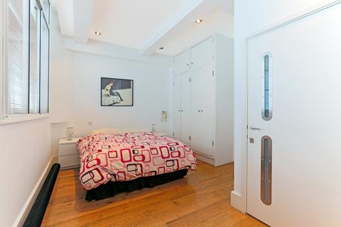 1 bedroom flat to rent, Beak Street W1F