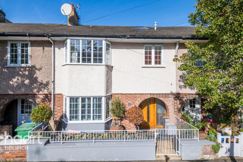 Ryedale, London 3 bed terraced house for sale £925,000