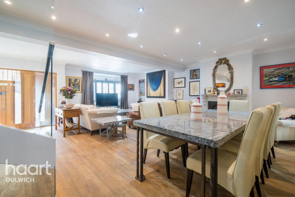 Ryedale, London 3 bed terraced house for sale £925,000