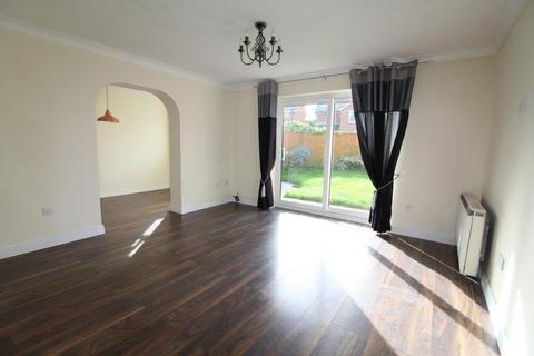 3 bedroom semi-detached house to rent, Blake Avenue, Shotley Gate, IP9