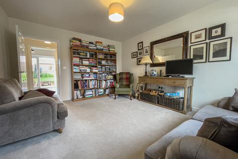 24 Emperor Way, Holmer, Hereford, HR4 9EN