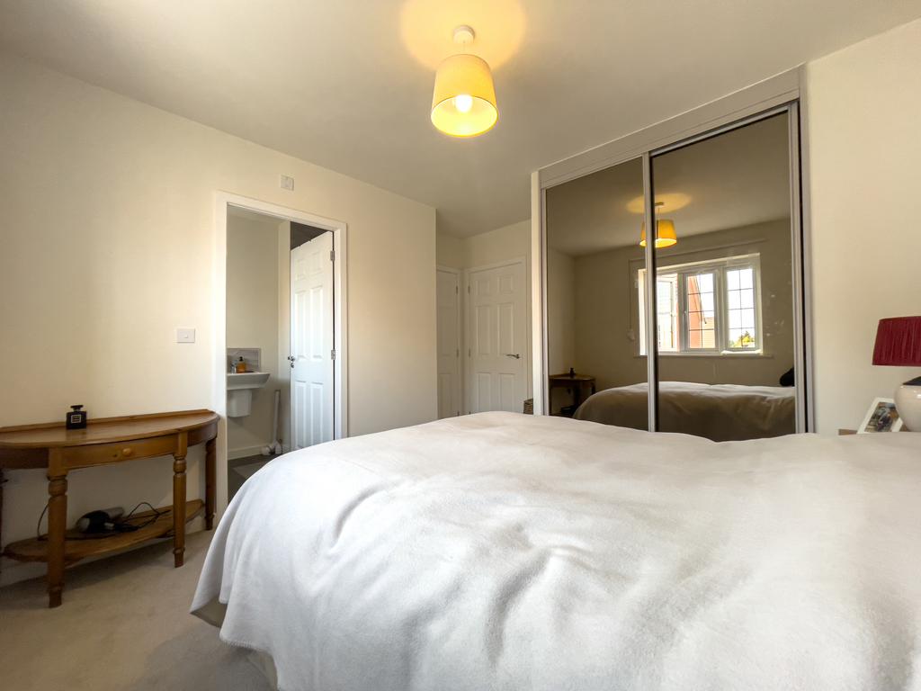 24 Emperor Way - Bed 1 (2)