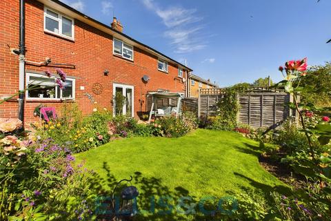 3 bedroom semi-detached house for sale, Cleavesland, Laddingford, Maidstone, Kent, ME18