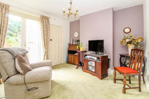 233 Castle Road, Bedford, MK40 3UB
