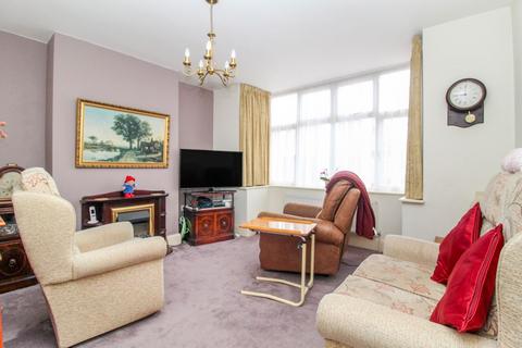 233 Castle Road, Bedford, MK40 3UB