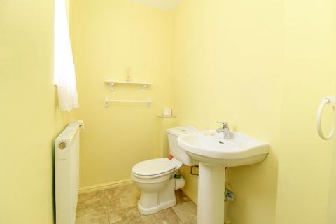 233 Castle Road, Bedford, MK40 3UB