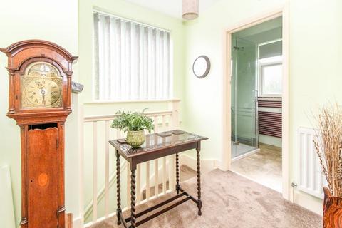 233 Castle Road, Bedford, MK40 3UB