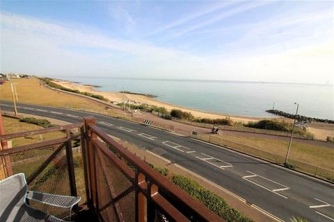2 bedroom flat for sale, Connaught Gardens Court, Clacton on Sea