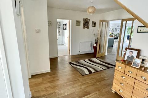 5 Barn Road, Broadstone, BH18 8NH
