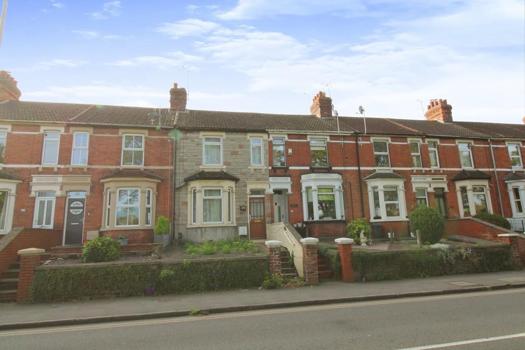 Wootton Bassett Road, Swindon SN1 3 bed terraced house for sale £205,000
