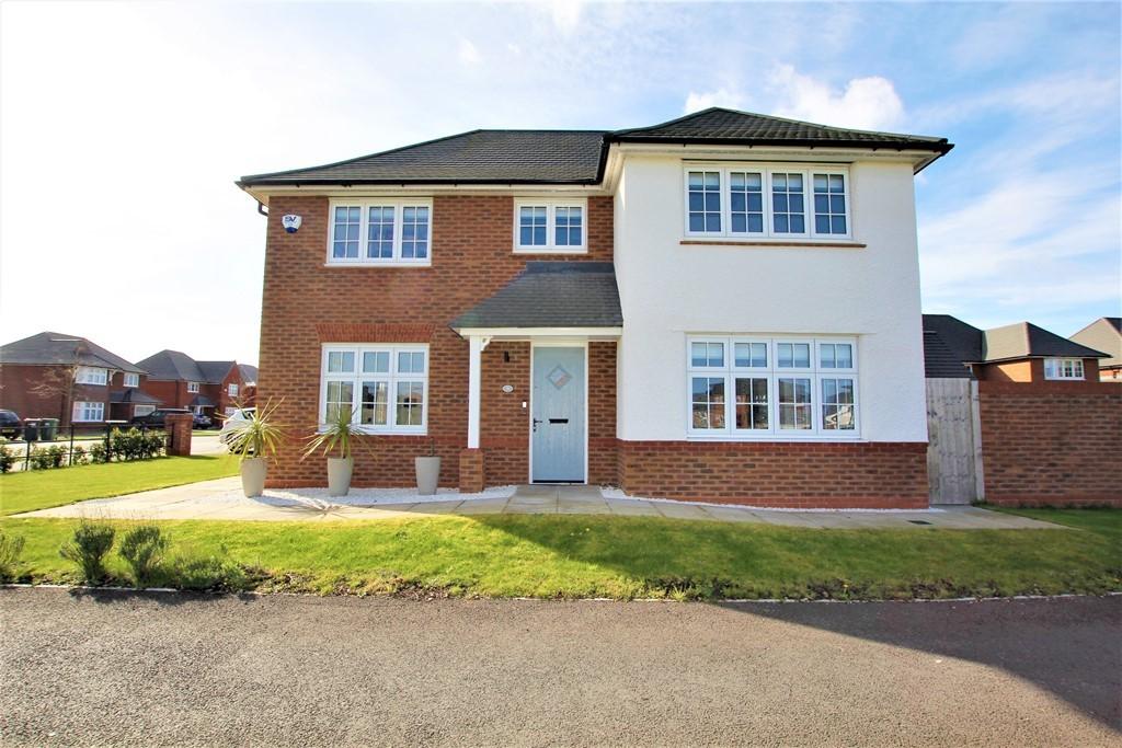 Leamington Road, Ledsham Garden Village, CH66 4 bed detached house for