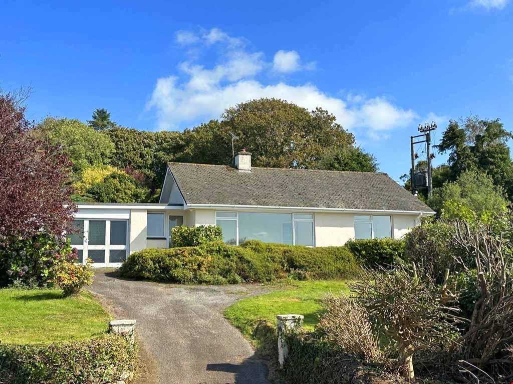 Trevallion Park, Feock, Truro, Cornwall 2 bed detached bungalow for sale £575,000