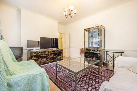 28 Tibberton Square, London, N1 8SF