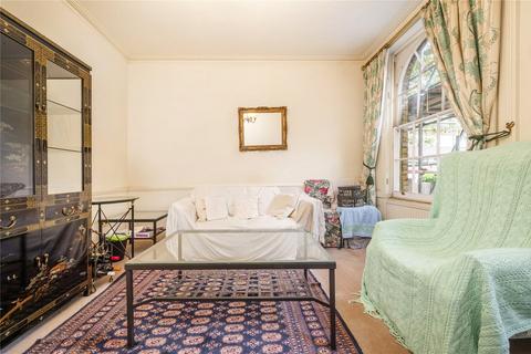 28 Tibberton Square, London, N1 8SF