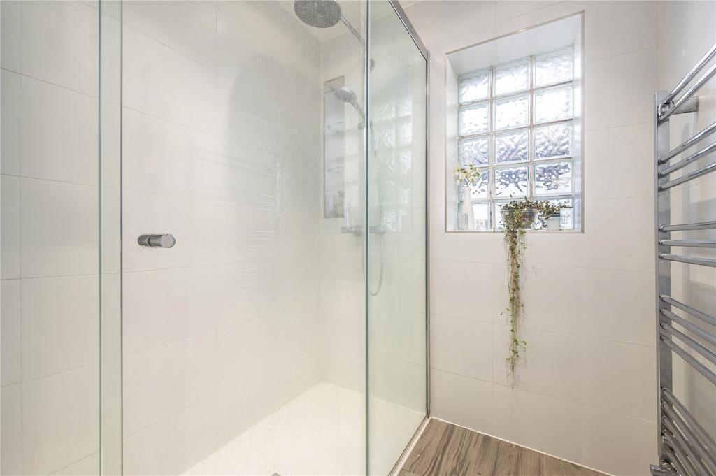 Picture Bathroom