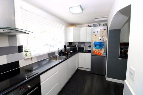 34 Fallowfield Road, Walsall, WS5 3DH