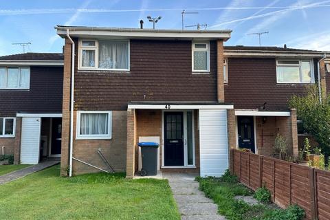 3 bedroom terraced house to rent, Maple Drive, Burgess Hill