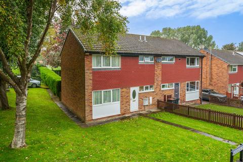 3 bedroom semi-detached house for sale, Norwich Drive, Harrogate, North Yorkshire, HG3